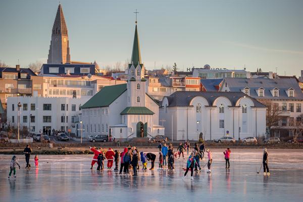 Reykjavik Iceland တွင် ၂ ရက် (မြို့ဖြတ်လမ်းညွှန်)