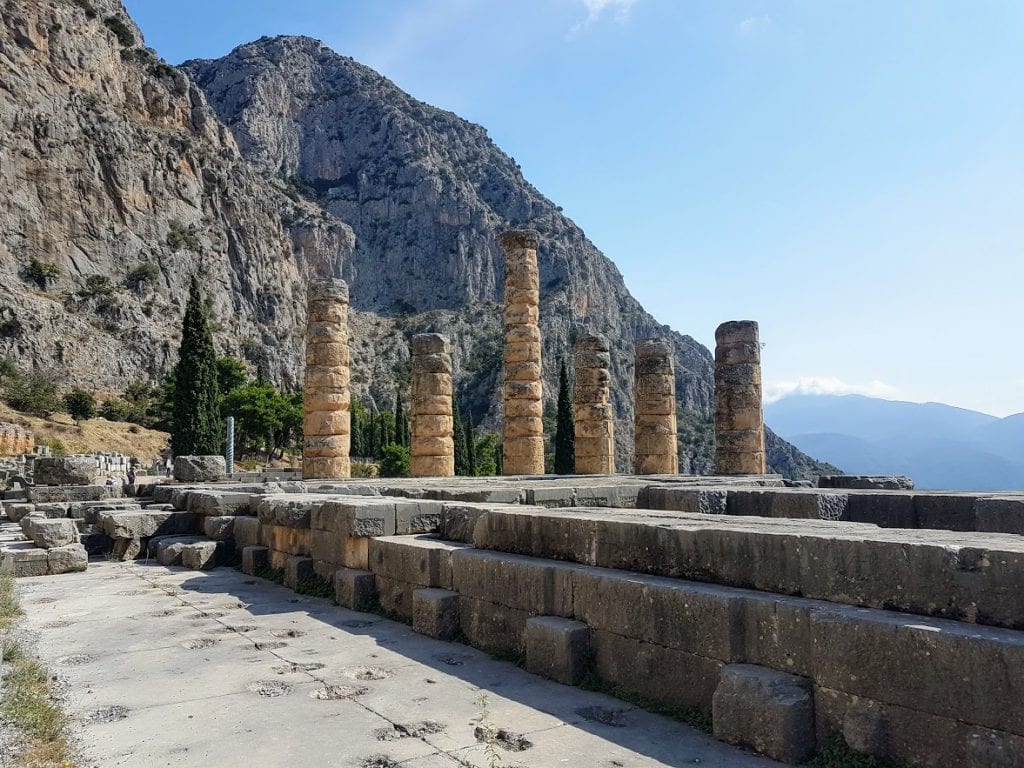 Athens မှ Delphi နေ့ချင်းပြန်ခရီး - သင်၏အေသင်မြို့မှ Delphi Tour သို့စီစဉ်ပါ။