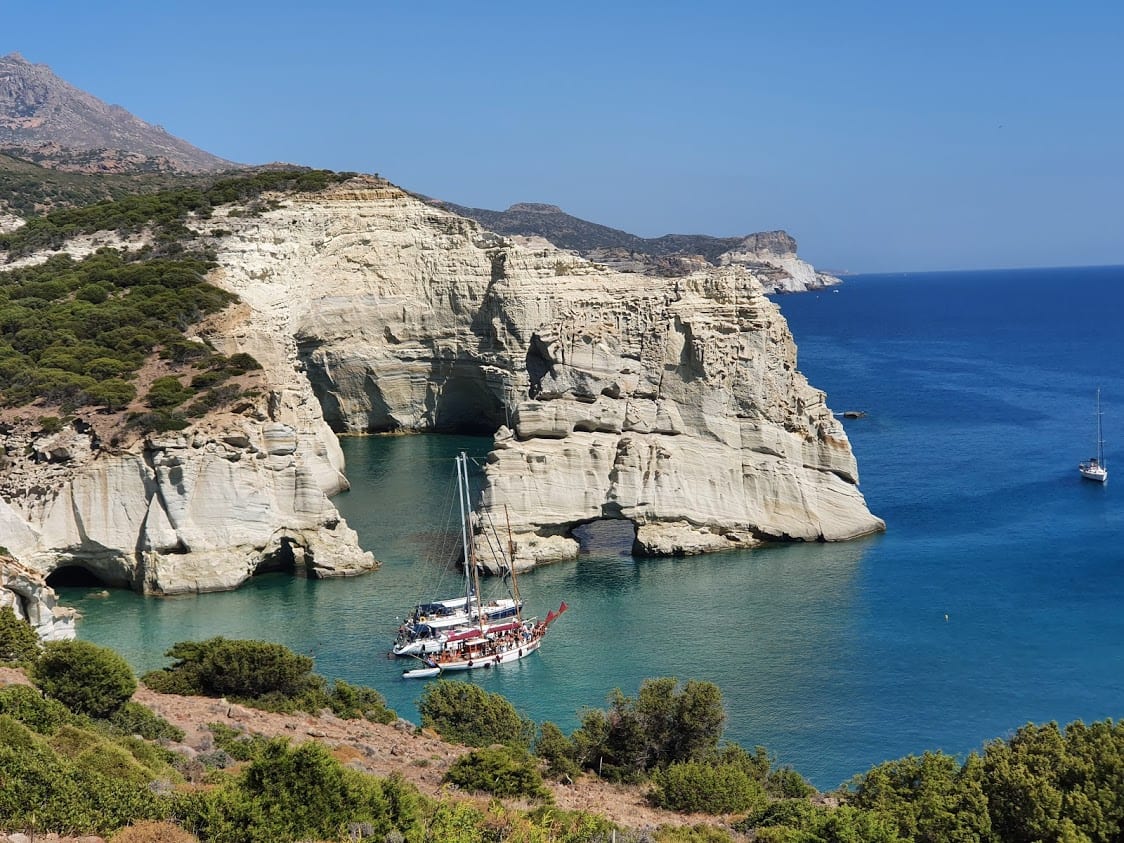 Milos တွင် အကောင်းဆုံးနေ့ခရီးများ - လှေခရီးစဉ်များ၊ လေ့လာရေးခရီးများနှင့် ခရီးစဉ်များ